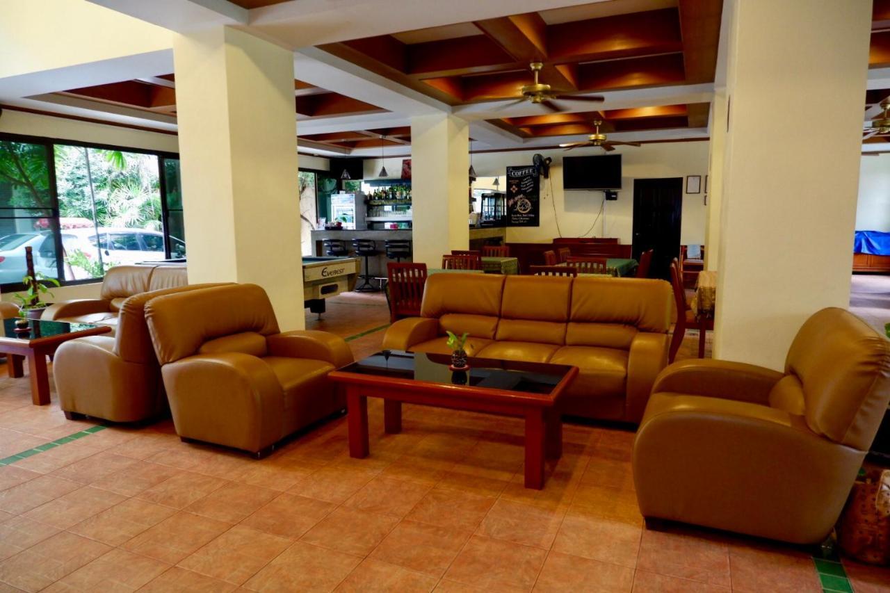 Patong Central Residence And Apartment Luaran gambar