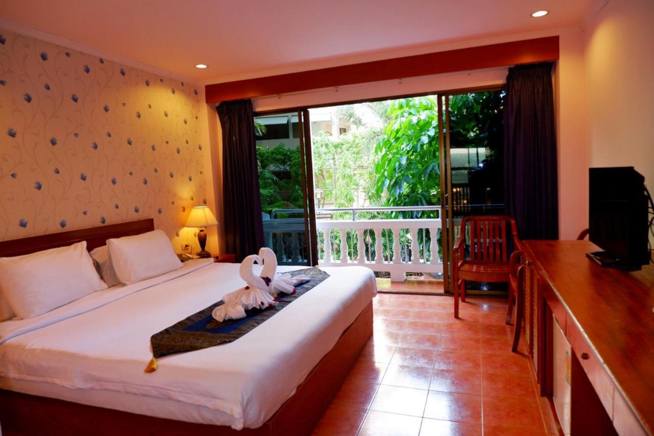 Patong Central Residence And Apartment Luaran gambar