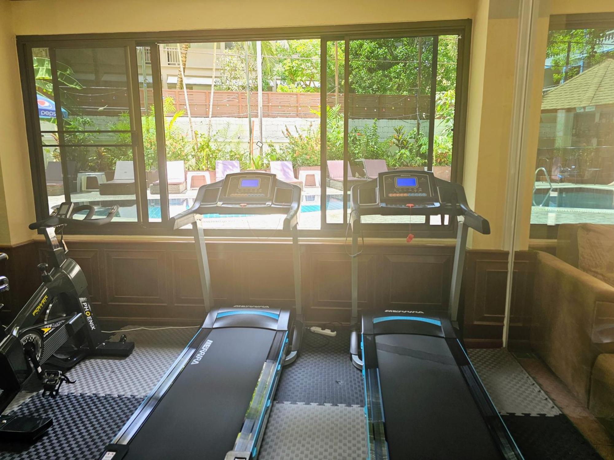 Patong Central Residence And Apartment Luaran gambar