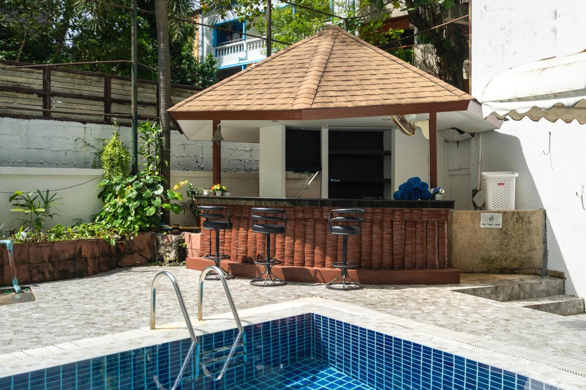 Patong Central Residence And Apartment Luaran gambar