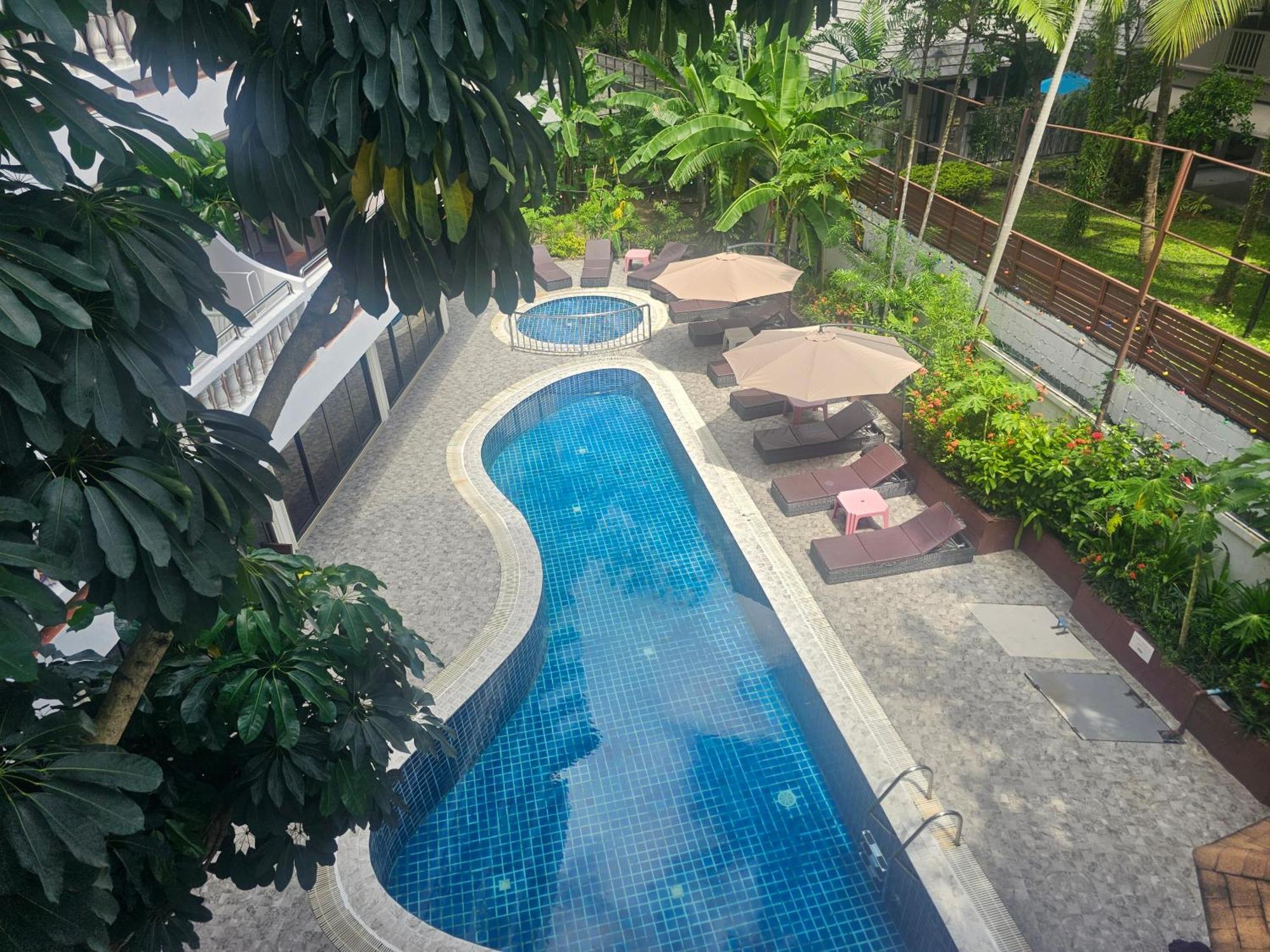 Patong Central Residence And Apartment Luaran gambar