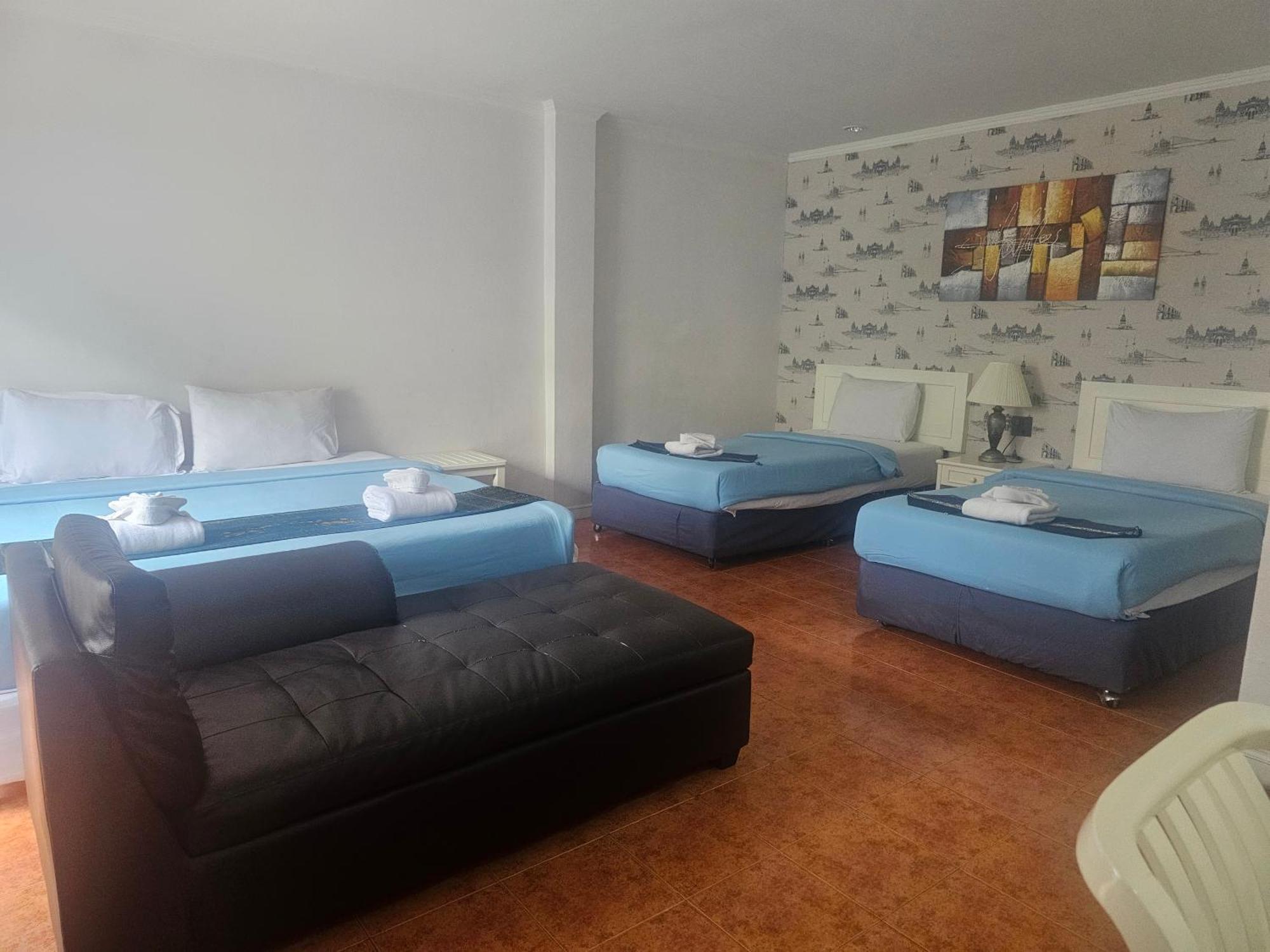 Patong Central Residence And Apartment Luaran gambar